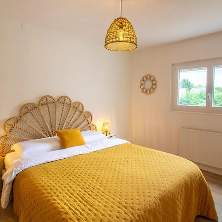 La Venus De Renancourt - Face Au Zenith, Licorne, Megacite *